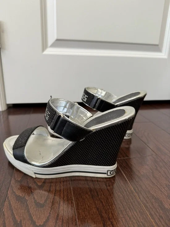 Guess Wedges - Picture 9 of 11